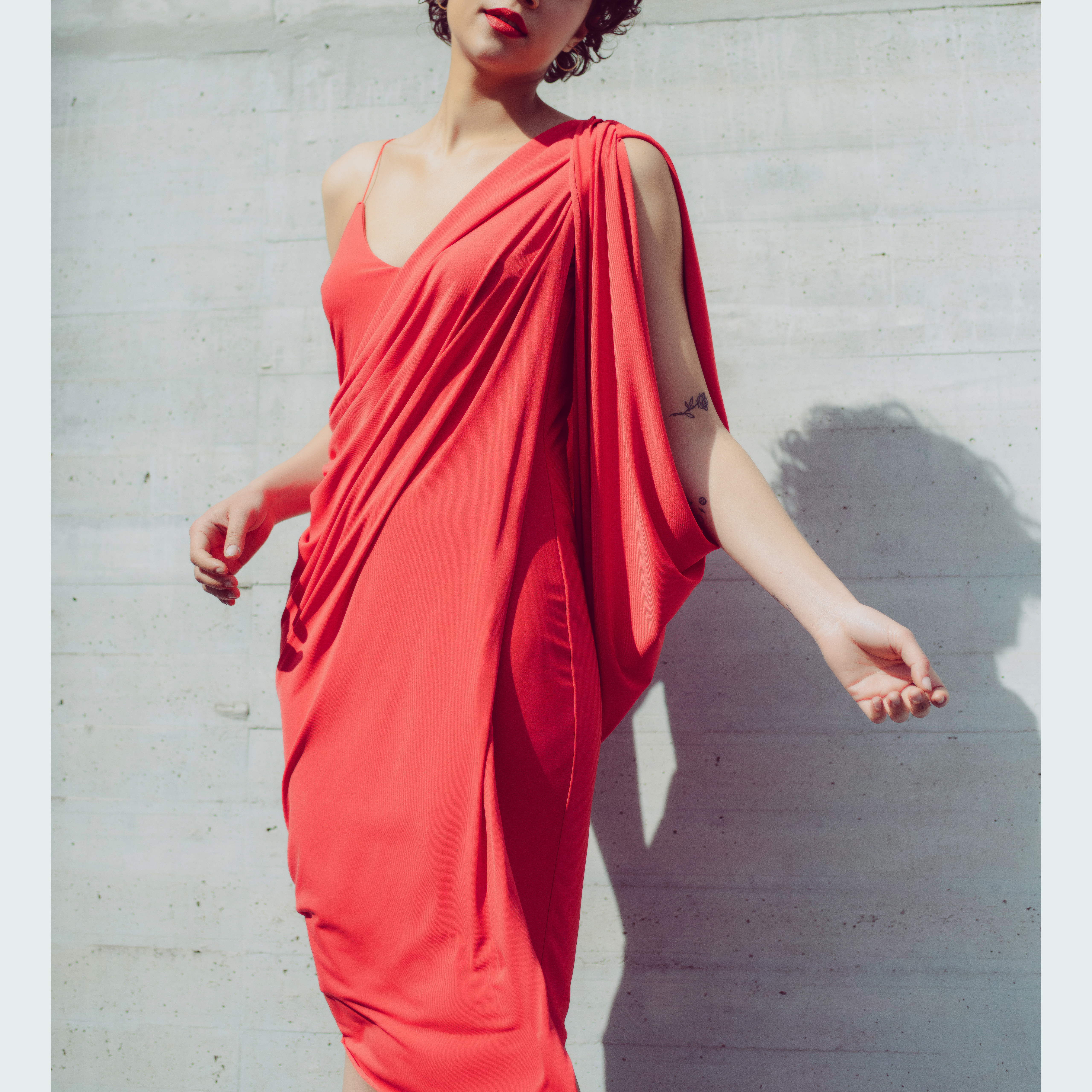 Queen draped dress in coral